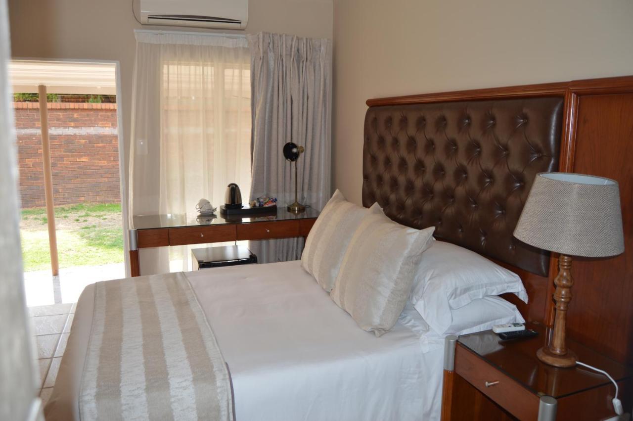 Airport Gardens Boutique Hotel Boksburg Exterior photo